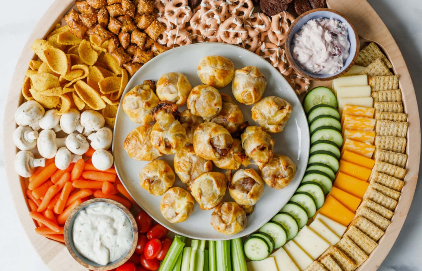 Top 30 Thanksgiving Dips & Bite-Size Delights for Your Holiday Table